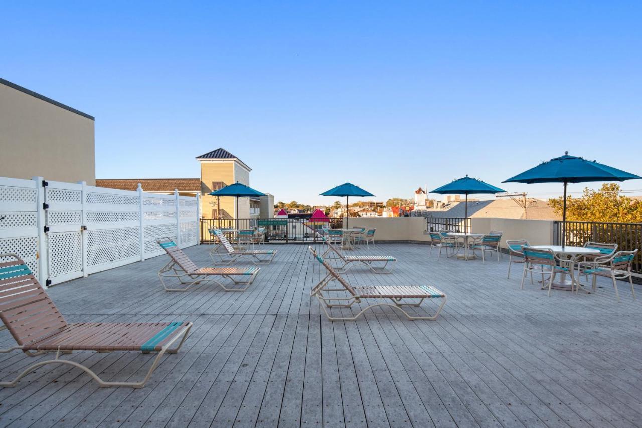 Brighton Suites Hotel リホーボス・ビーチ エクステリア 写真