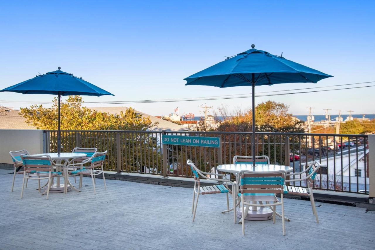 Brighton Suites Hotel リホーボス・ビーチ エクステリア 写真
